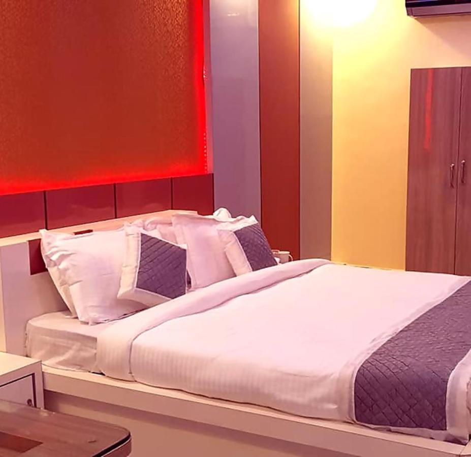 Gokul Raj By Wb Economy , Madhubani Hotell Exteriör bild