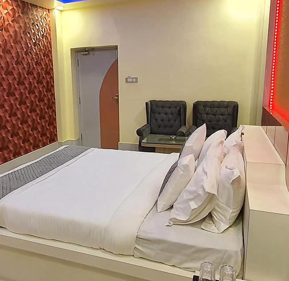 Gokul Raj By Wb Economy , Madhubani Hotell Exteriör bild