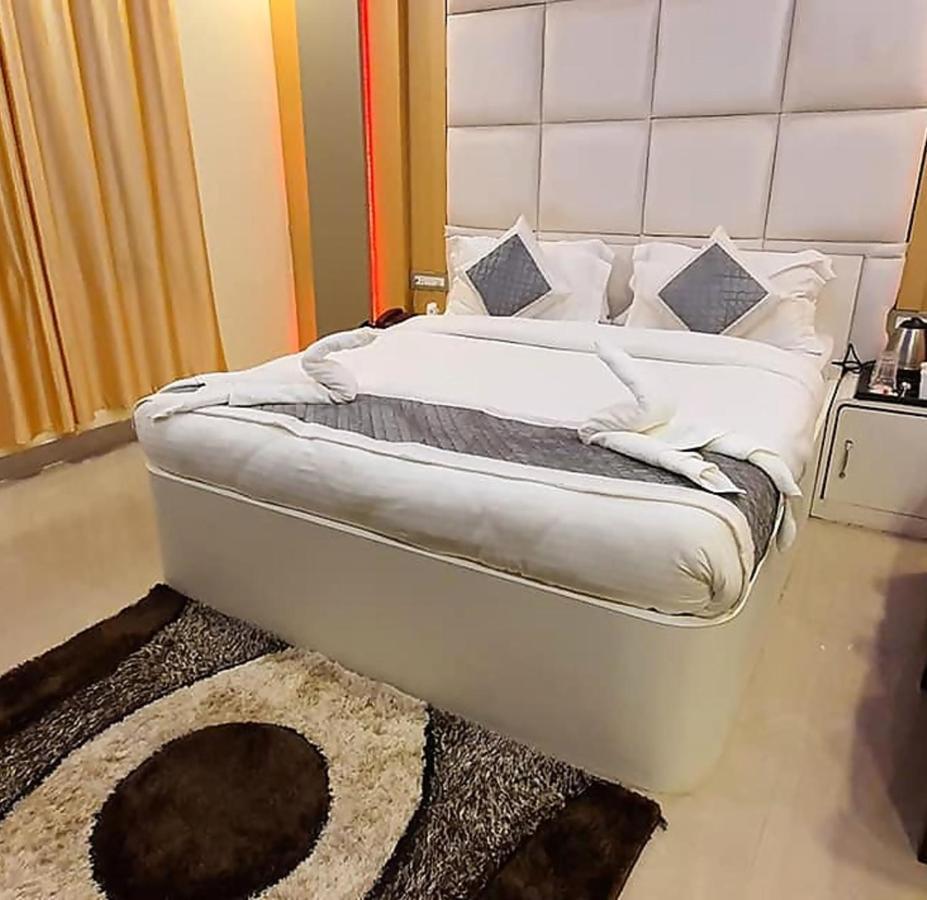 Gokul Raj By Wb Economy , Madhubani Hotell Exteriör bild