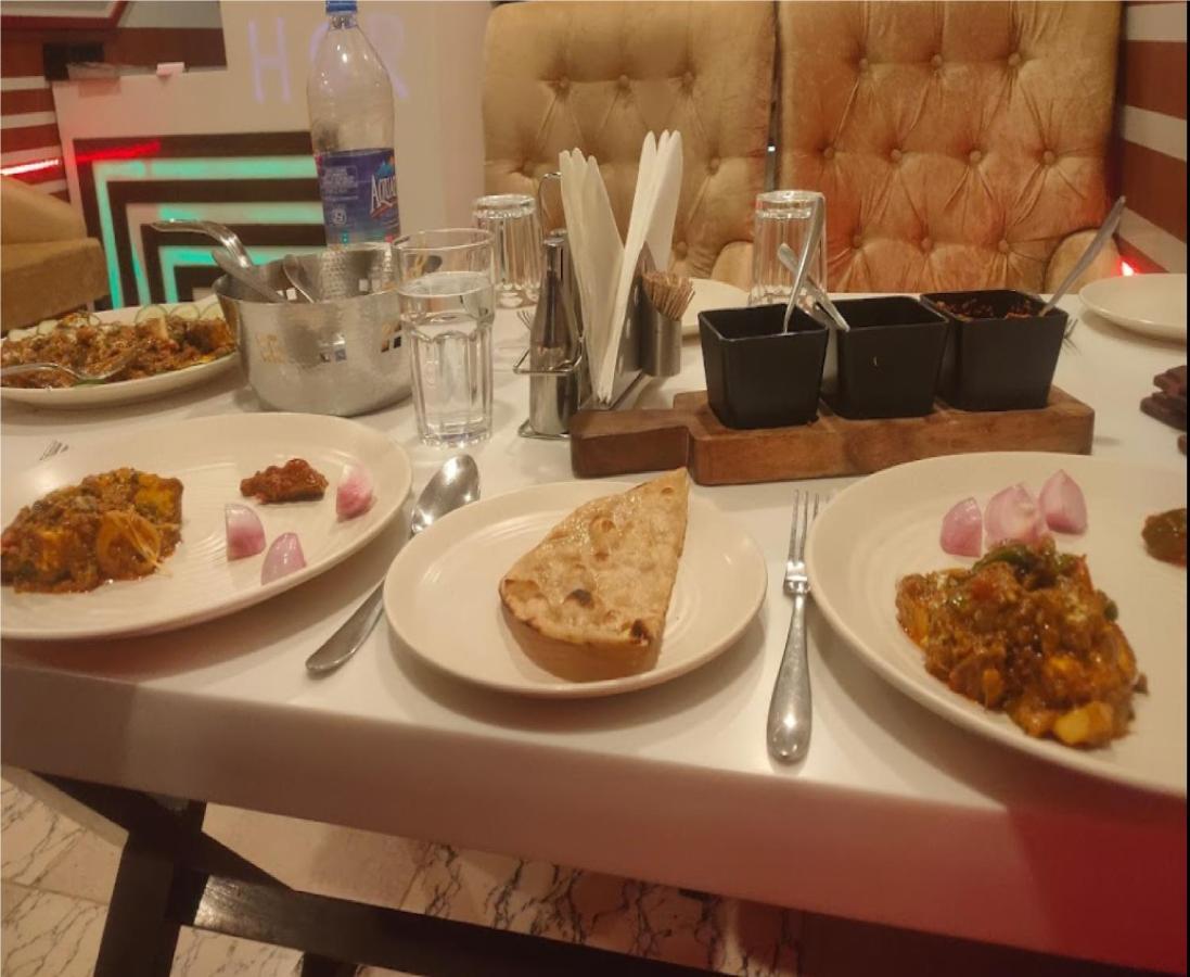 Gokul Raj By Wb Economy , Madhubani Hotell Exteriör bild