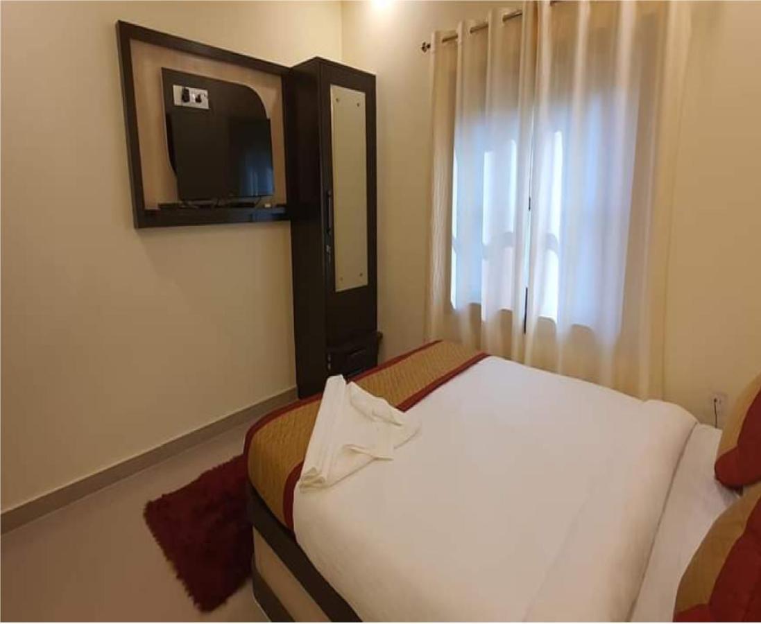 Gokul Raj By Wb Economy , Madhubani Hotell Exteriör bild